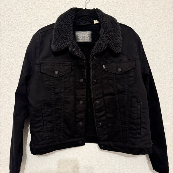 Levi's Black Sherpa Lined Denim Jacket - Picture 1 of 2